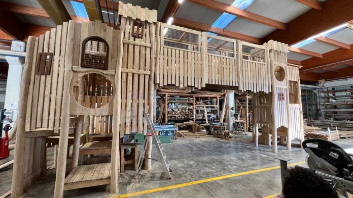 Cascina, parco giochi medievale