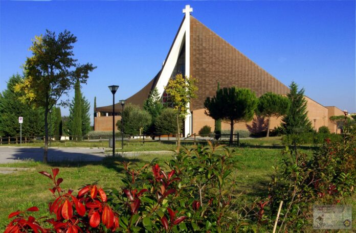 Chiesa REGINA PACIS di Fornacette