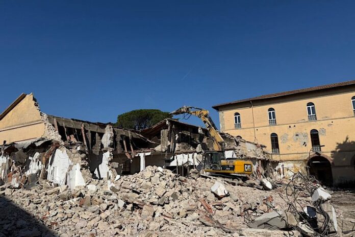 Parcheggio multipiano ex Caserma Artale Pisa
