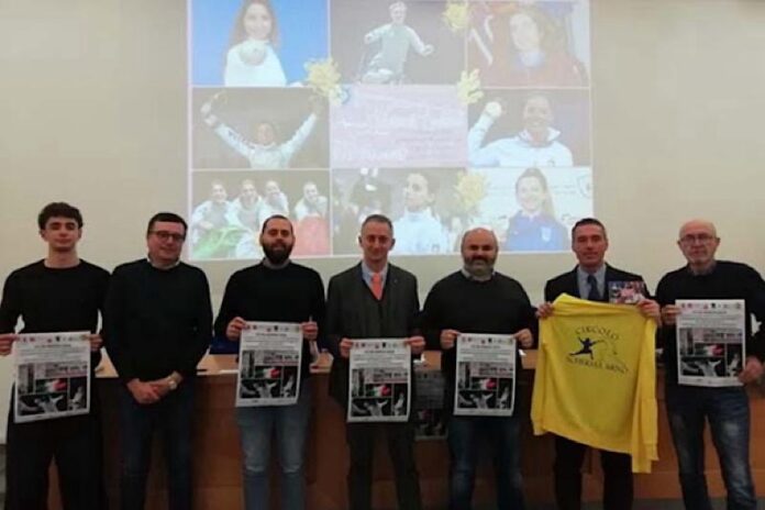 Giovani schermidori al Campionato Regionale Gold di Calcinaia